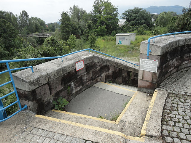 Brcke Prager Strae, 1B25