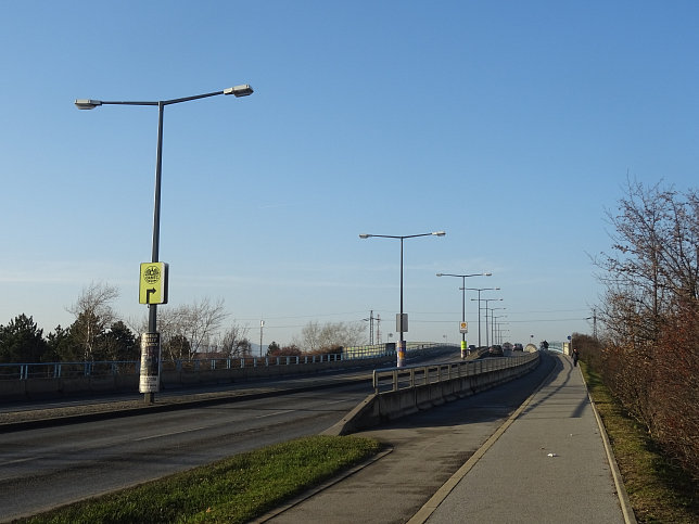 Brcke ber das Gleisdreieck Floridsdorf