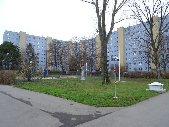 Skulptur 'Die Trauernde'
