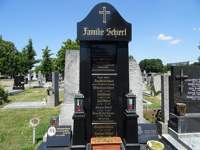 Josef Schierl