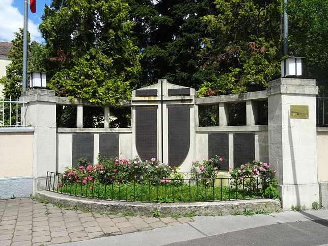 Kriegerdenkmal Strebersdorf