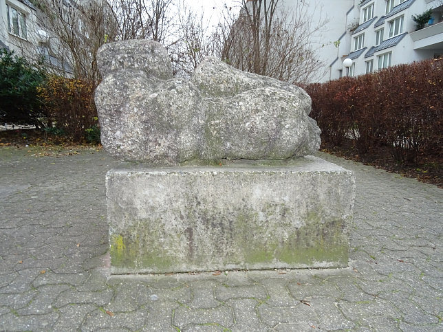 Liegende von Eduard Diem