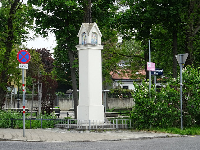 Pestmarterl (Strebersdorfer Platz)