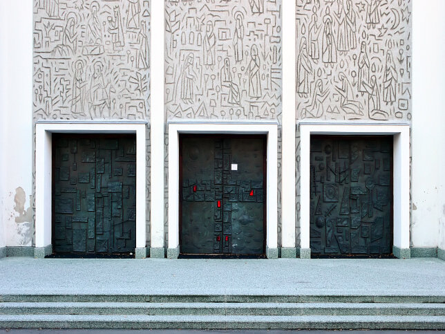 Pfarrkirche Strebersdorf (Kirche Maria Knigin)