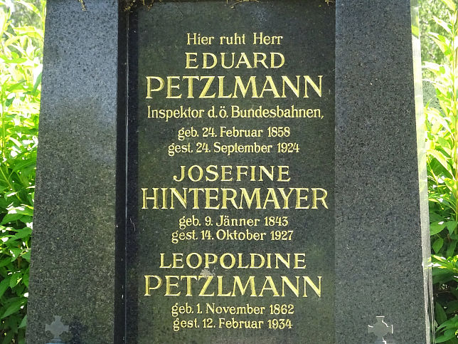 Leopoldine Petzlmann