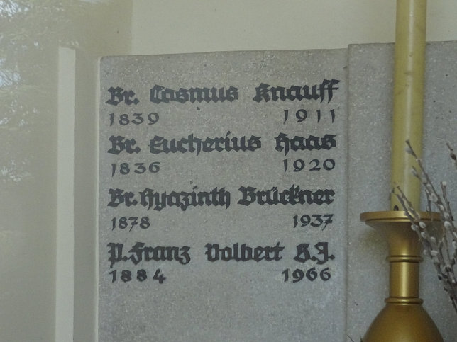 Strebersdorfer Friedhof, Friedhofskapelle der Schulbr�der