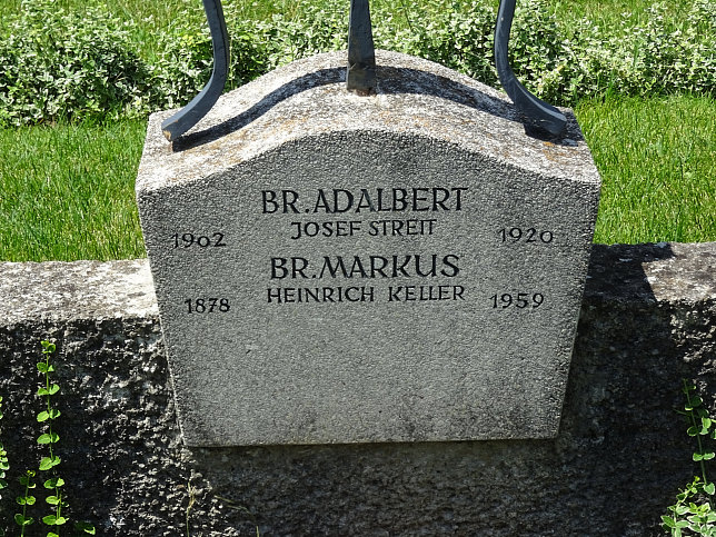 Strebersdorfer Friedhof, Grab der Schulbr�der