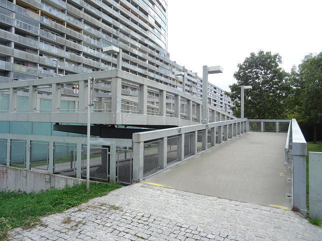 Donau City - Nord - Fahnensteg