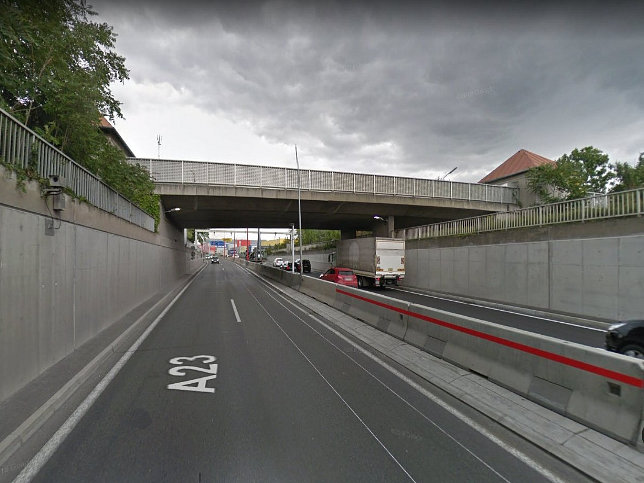 Ostbahnwegbrcke 12