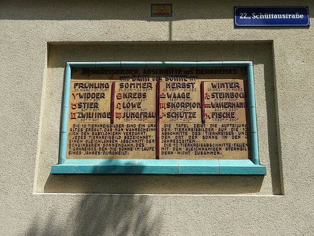 Tierkreiszeichen an der Schttaustrae 1-39 (Goethehof)