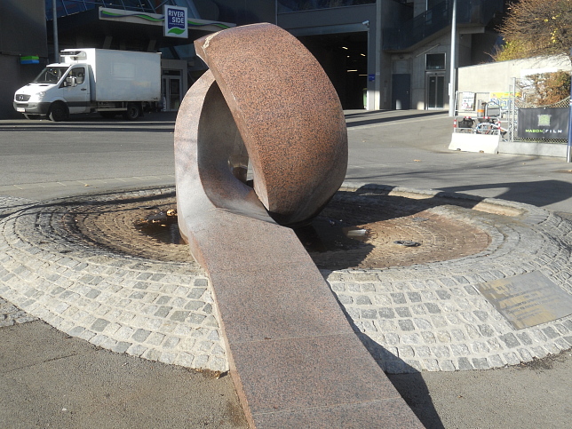 Dr.-Helmut-Zilk-Brunnen