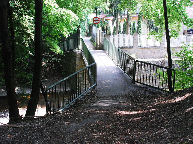 Fellnersteg im Schubertpark