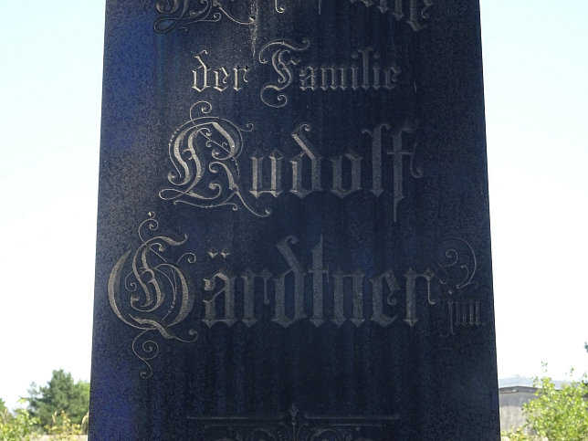 Fam. Rudolf Grdtner und Karoline Hofschneider-Millcker
