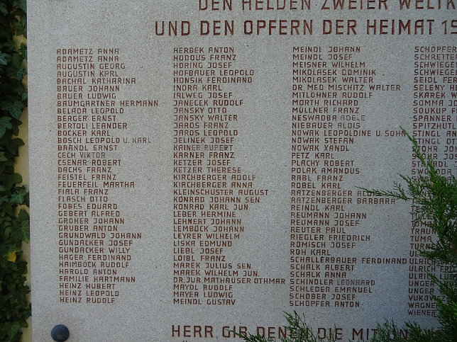 Kriegerdenkmal Siebenhirten