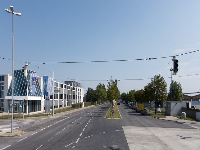 Laxenburger Strae