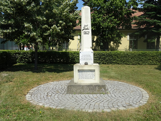 Aderklaa, Gedenkstein für 5. und 6. Juli 1809