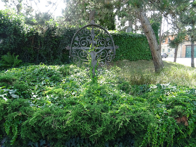 Gro-Enzersdorf, Friedhof