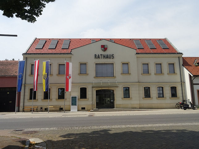 Leopoldsdorf im Marchfeld, Rathaus