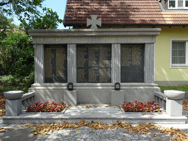 Mannswrth, Kriegerdenkmal
