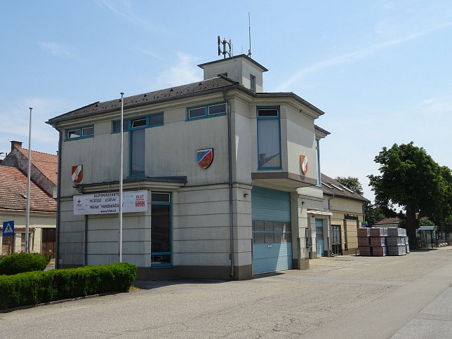Markgrafneusiedl, Feuerwehrhaus