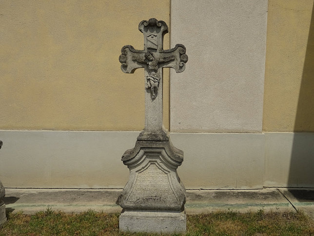 Markgrafneusiedl, Pfarrkirche Mari Himmelfahrt