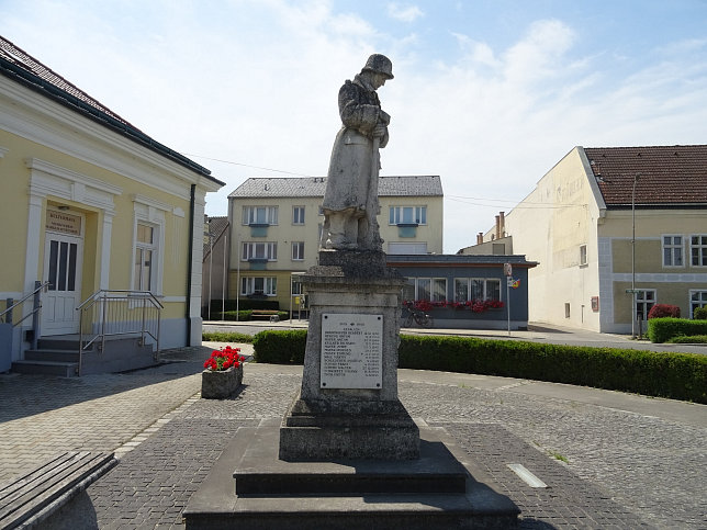 Markgrafneusiedl, Kriegerdenkmal