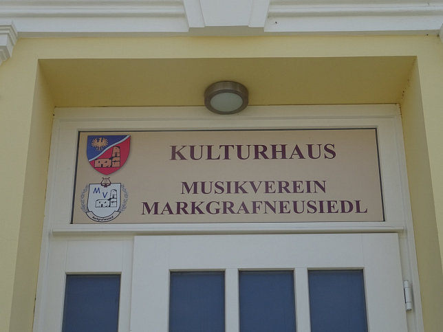 Markgrafneusiedl, Kulturhaus