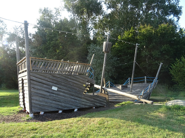 Orth an der Donau, Spielplatz