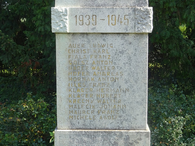 Raasdorf, Kriegerdenkmal