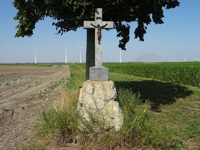Rutzendorf, Kreuz