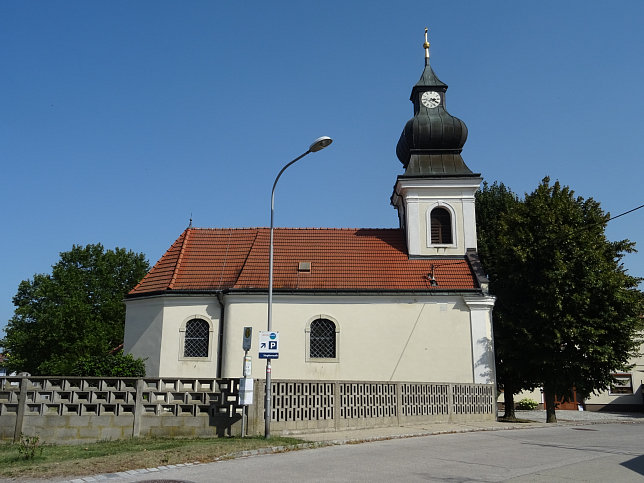 Stopfenreuth, Pfarrkirche hl. Johannes Nepomuk